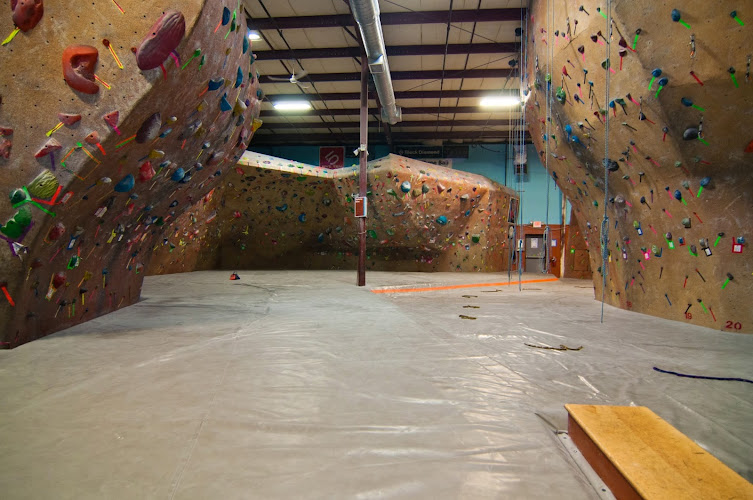 Rock Spot Climbing: Boston-Dedham — indoor rock climbing gym